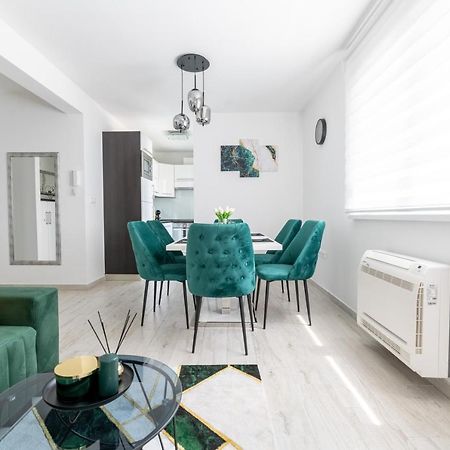 Silver Luxury Apartment Trogir Bagian luar foto