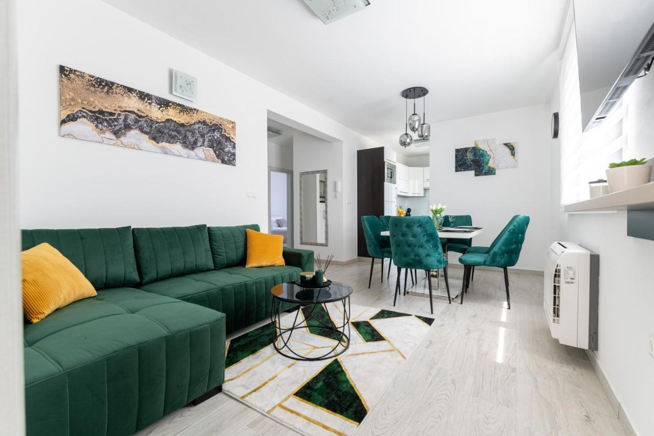 Silver Luxury Apartment Trogir Bagian luar foto