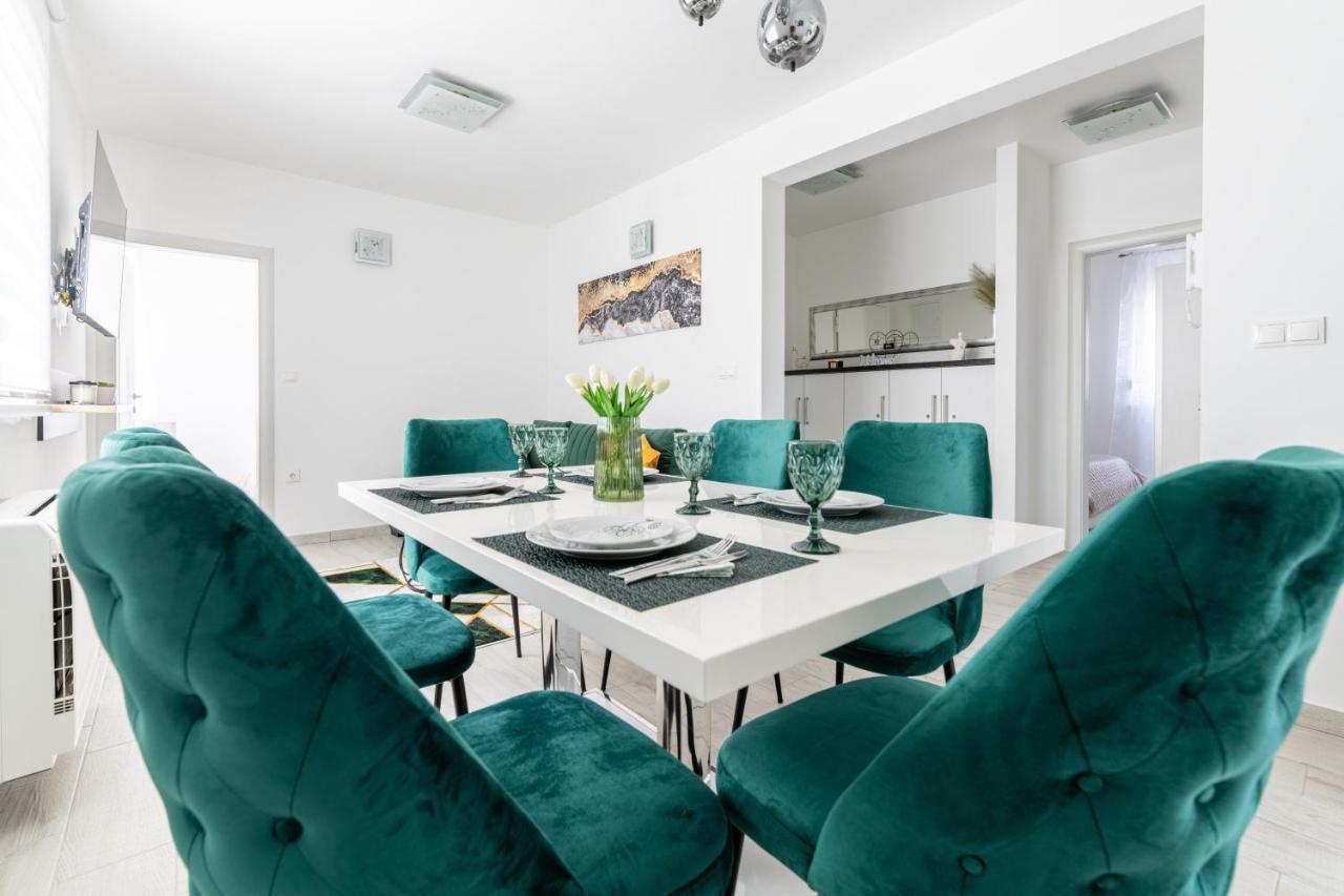 Silver Luxury Apartment Trogir Bagian luar foto