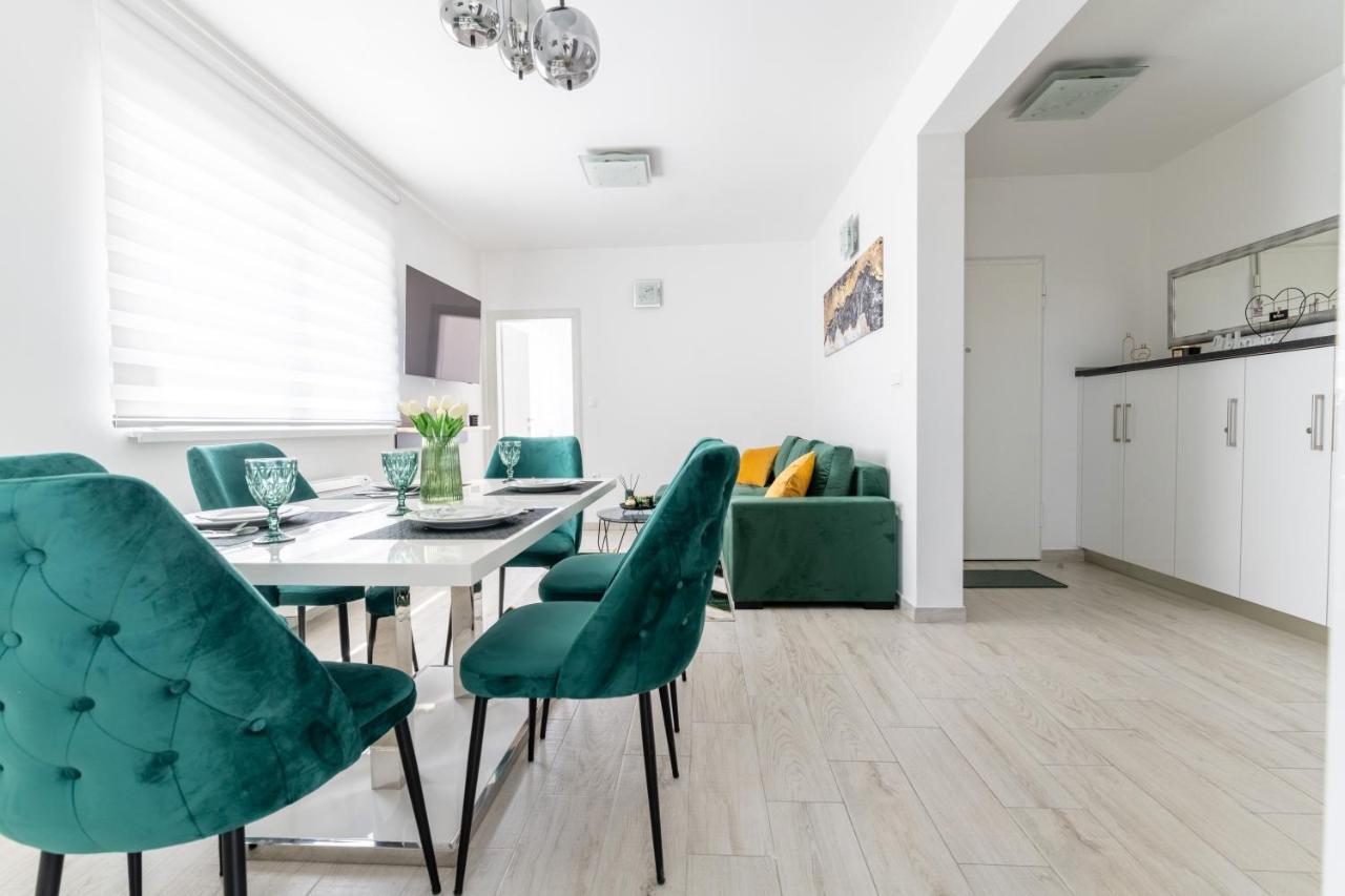 Silver Luxury Apartment Trogir Bagian luar foto